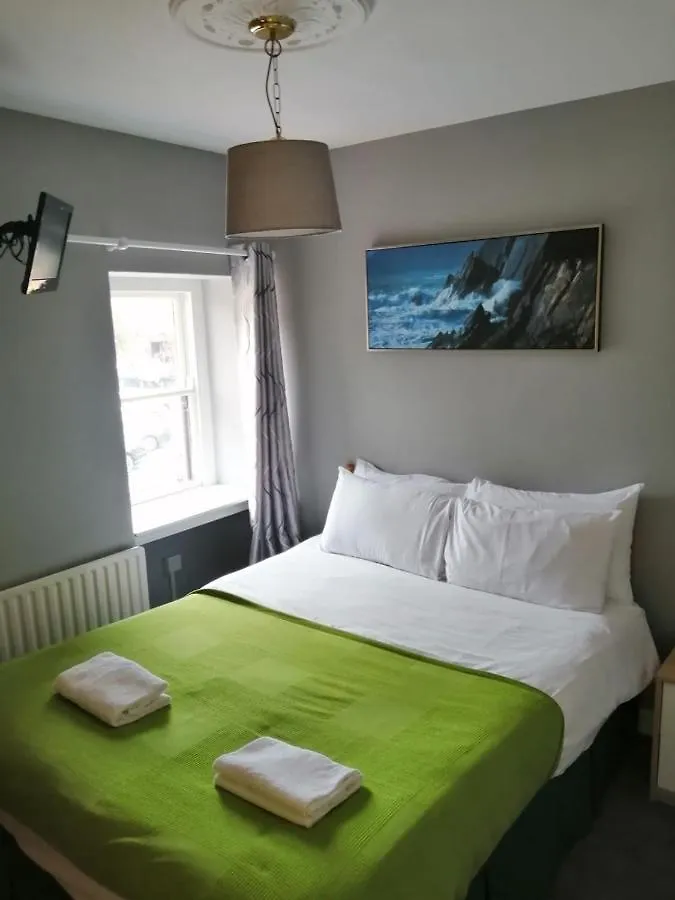 An File Economy Rooms Westport Irlande